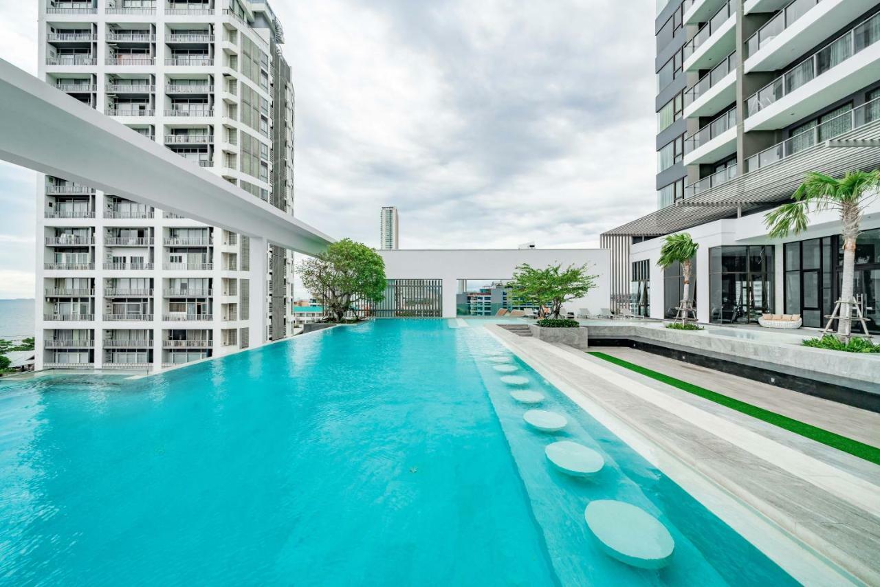 Pattaya Aeras Condotel Jomtien Beach Extérieur photo