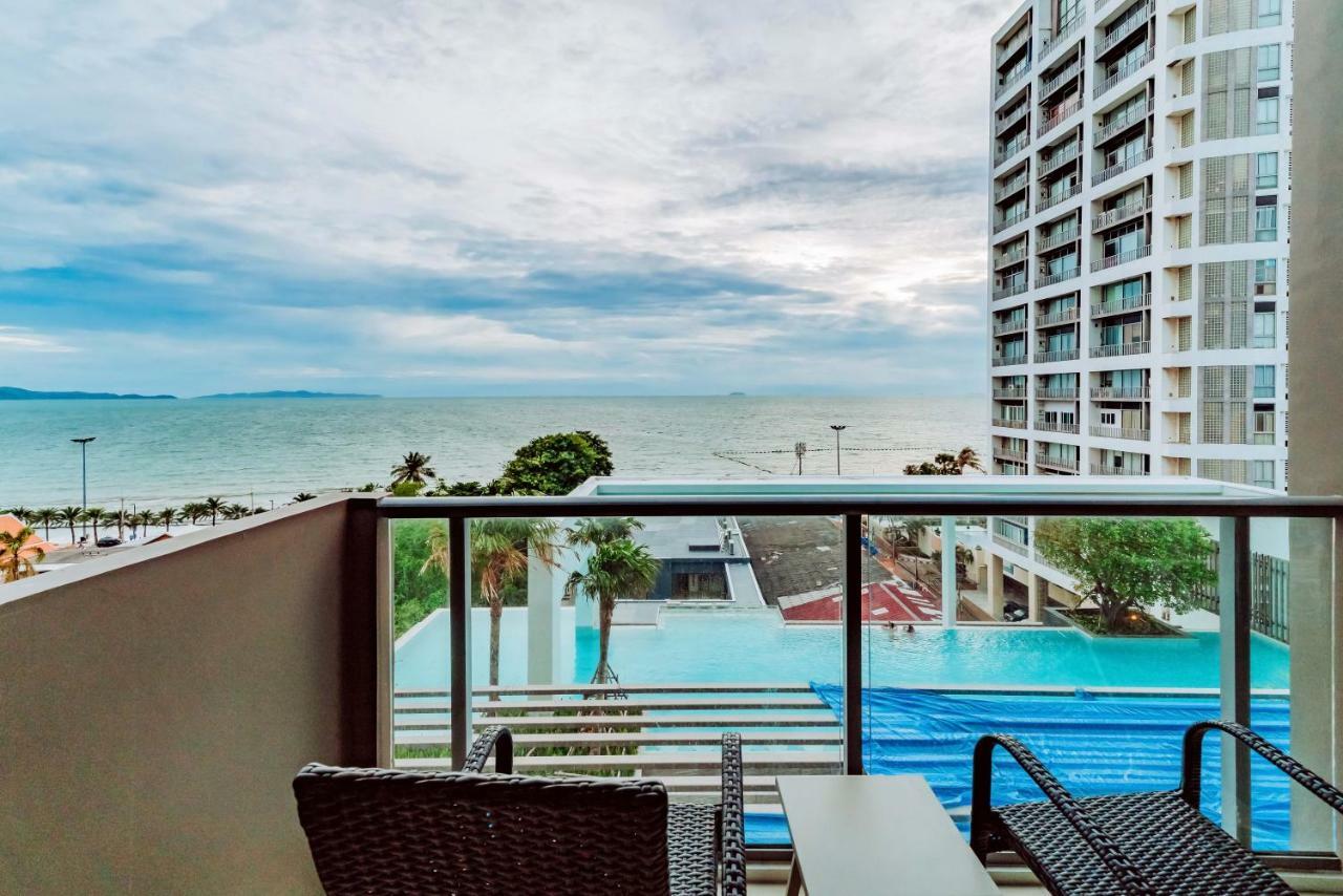 Pattaya Aeras Condotel Jomtien Beach Extérieur photo